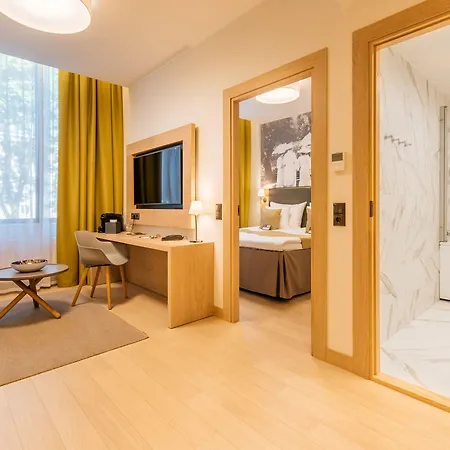 Hotel Centennial Nexus