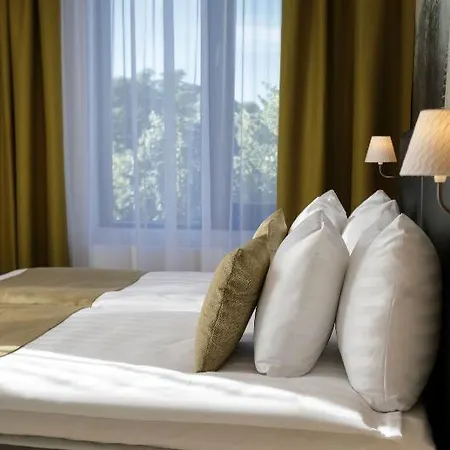 Centennial Nexus 4* Tallinn