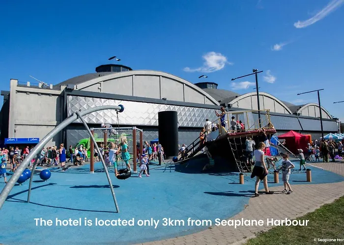 فندق Centennial Nexus