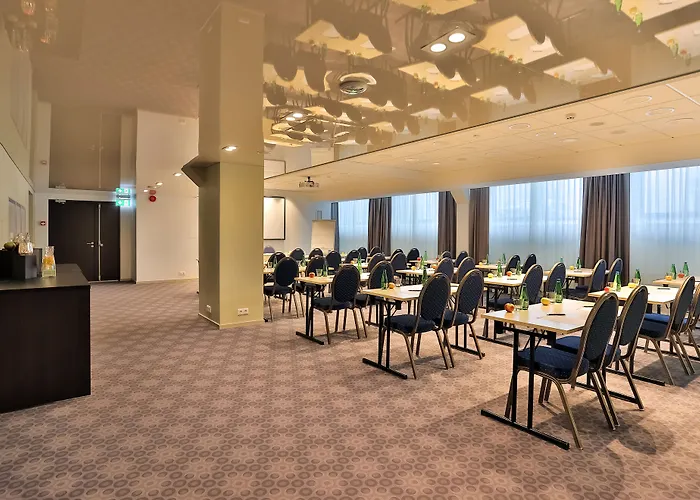 Centennial Nexus فندق تالين