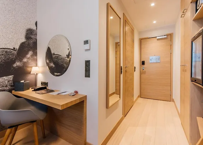 فندق Centennial Nexus