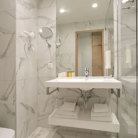 Hotel Centennial Nexus Talin